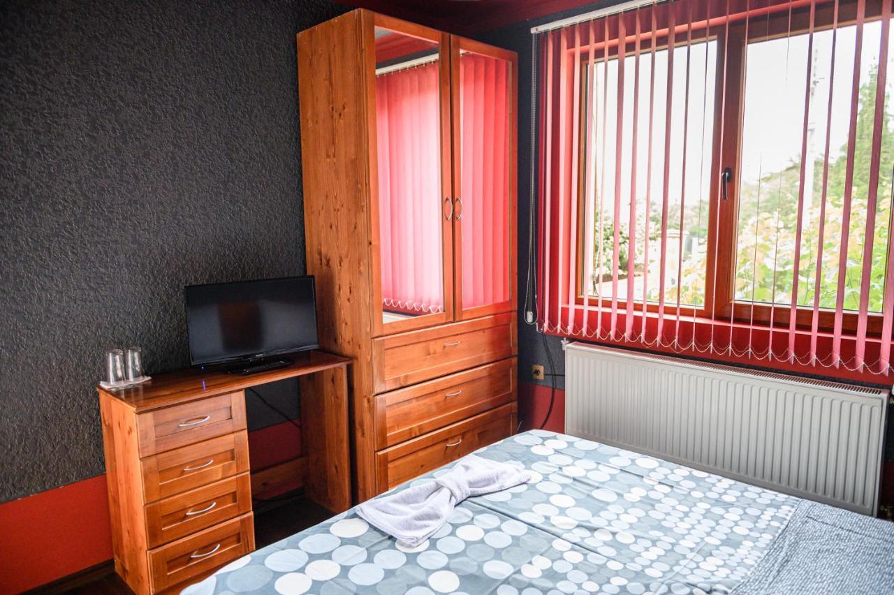 Medi Guest House Сапарева-Баня Экстерьер фото
